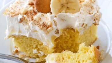 Banana Pudding Poke Cake