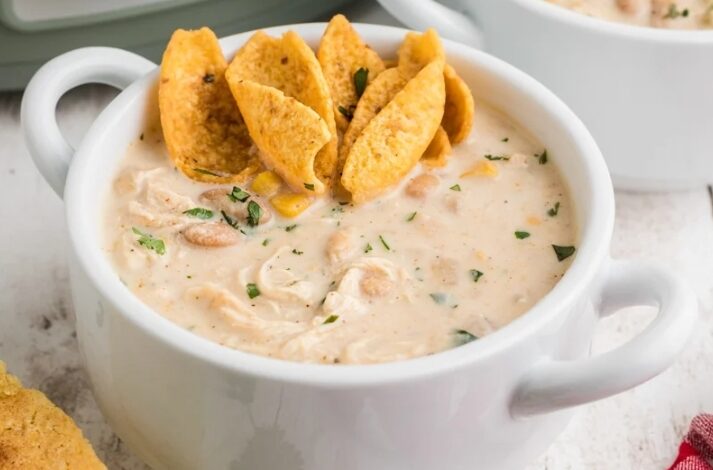Slow Cooker White Chicken Chili