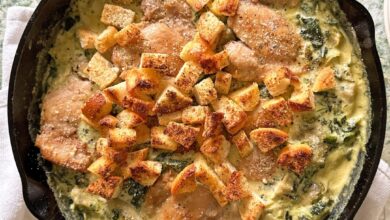 Cheesy Spinach-Artichoke Chicken