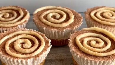 Mini Cinnamon Roll Cheesecakes