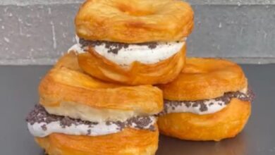 Oreo Cronut Sandwich