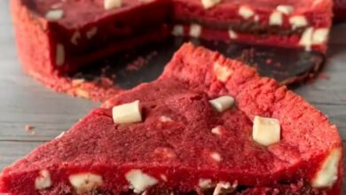 Red Velvet Nutella Cookie Pie
