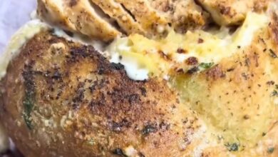 Alfredo Bread Bowl