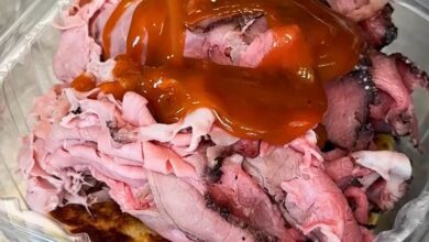 Boston's Roast Beef Sandwich