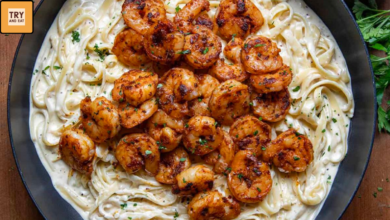 Easy Shrimp Alfredo Recipe on the Stove (Creamy 30-Minute Dinner)