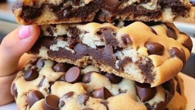 Levain Bakery Chocolate Chip Cookies