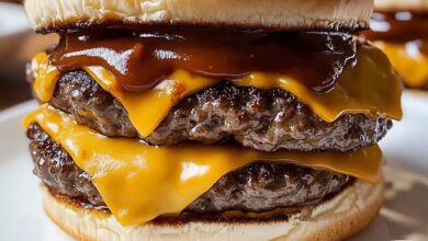 Steak and Shake Garlic Double Steakburger Recipe