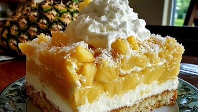 Juicy Pineapple Heaven Cake – A Tropical Delight!