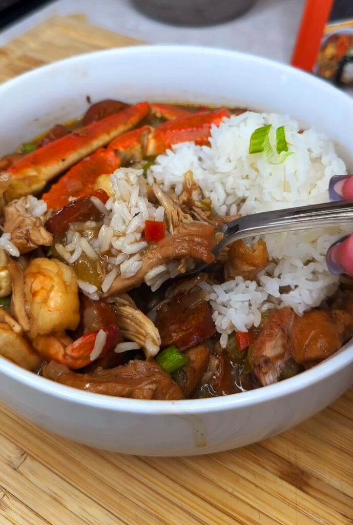 Mouthwatering Seafood Gumbo