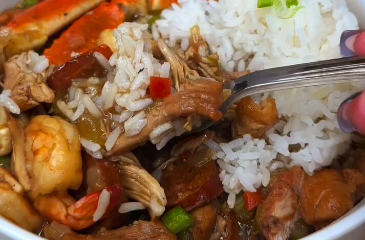 Mouthwatering Seafood Gumbo
