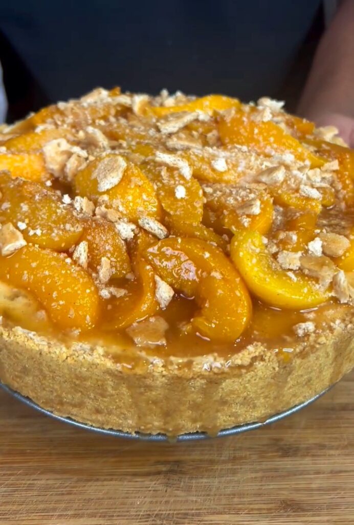 No Bake Peach Cobbler Cheesecake