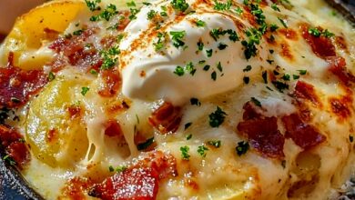 Soup with Potatoes, Bacon, Parmesan, and Sour Cream