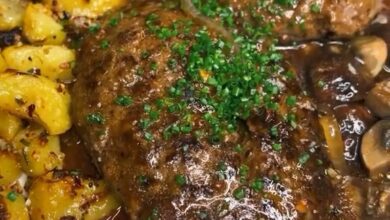 Salisbury Steak & Crispy Potatoes