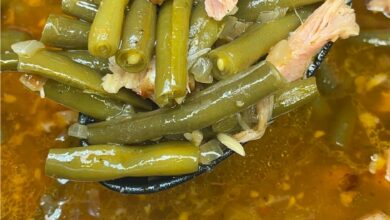 Crockpot Green Beans with Smoked Turkey Tails