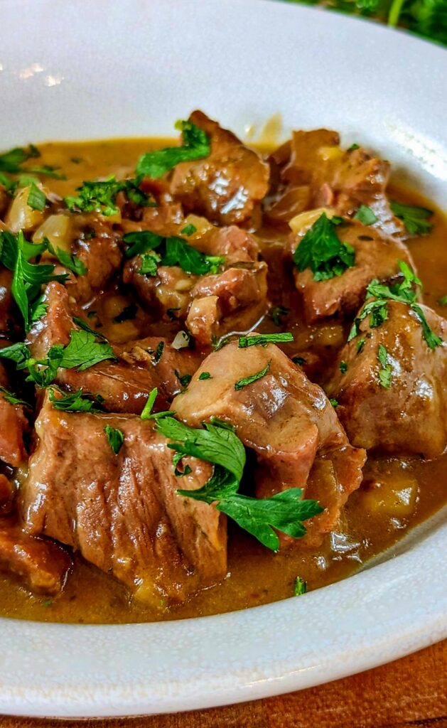Easy Crockpot Beef Tips with Gravy Recipe