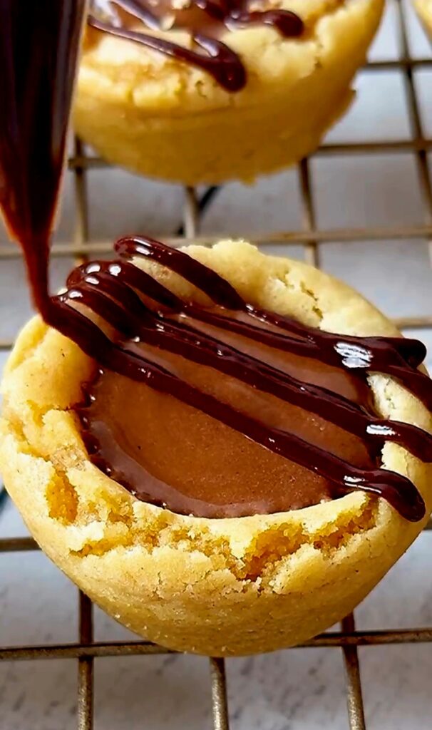 Mini Peanut-butter Cookie Cups