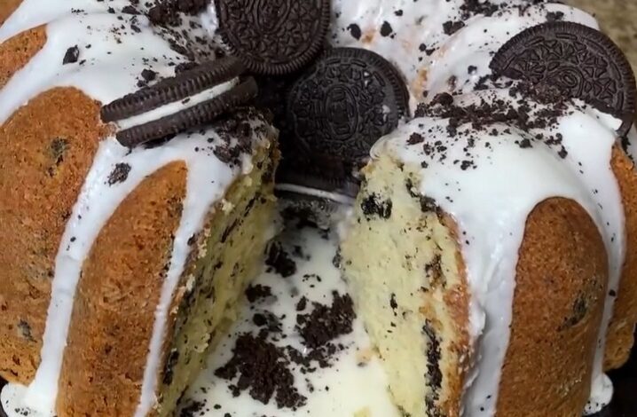 Perfect Oreo Poundcake