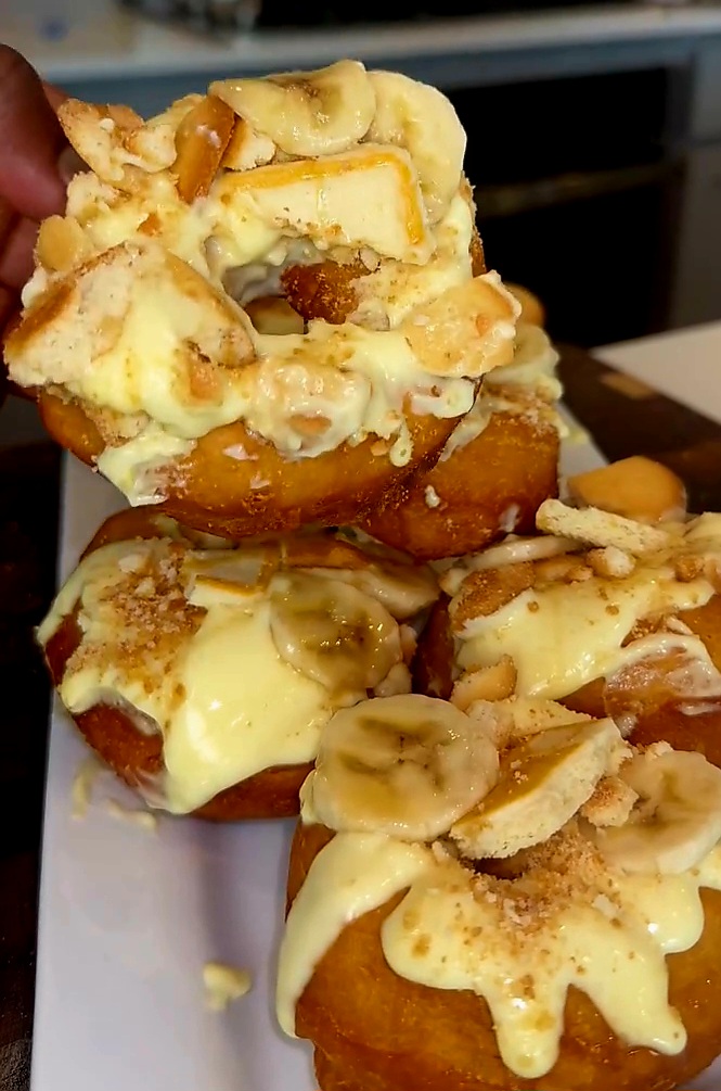 Banana Pudding Cheesecake Doughnuts