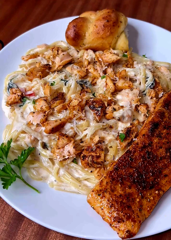 Creamy Salmon Pasta