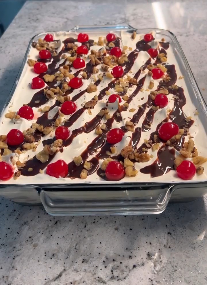 No-Bake Banana Split Delight
