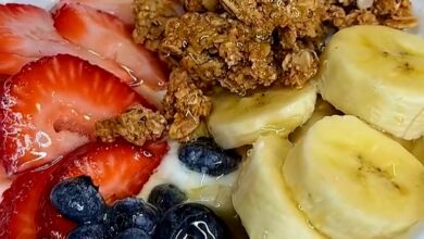 Easy Yogurt Bowl with Fresh Fruit and Granola