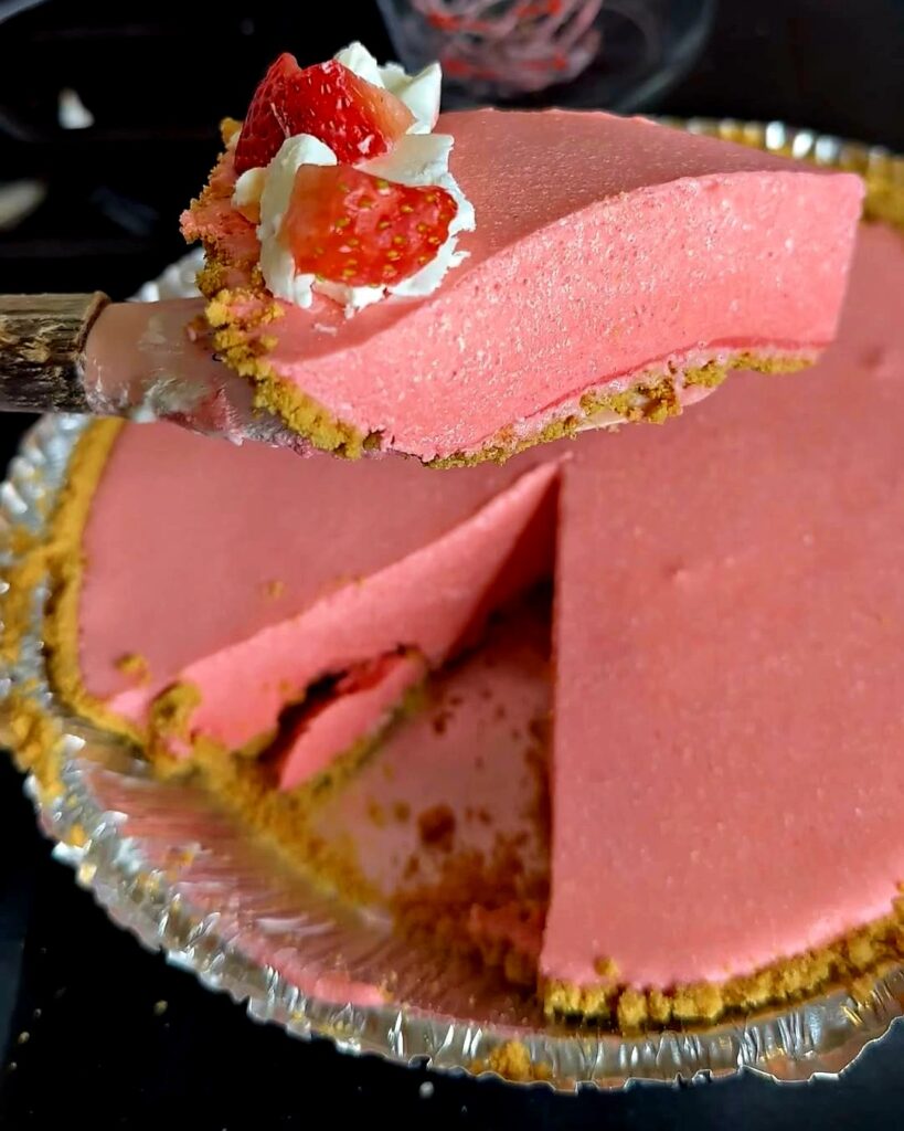 strawberry Jello pie