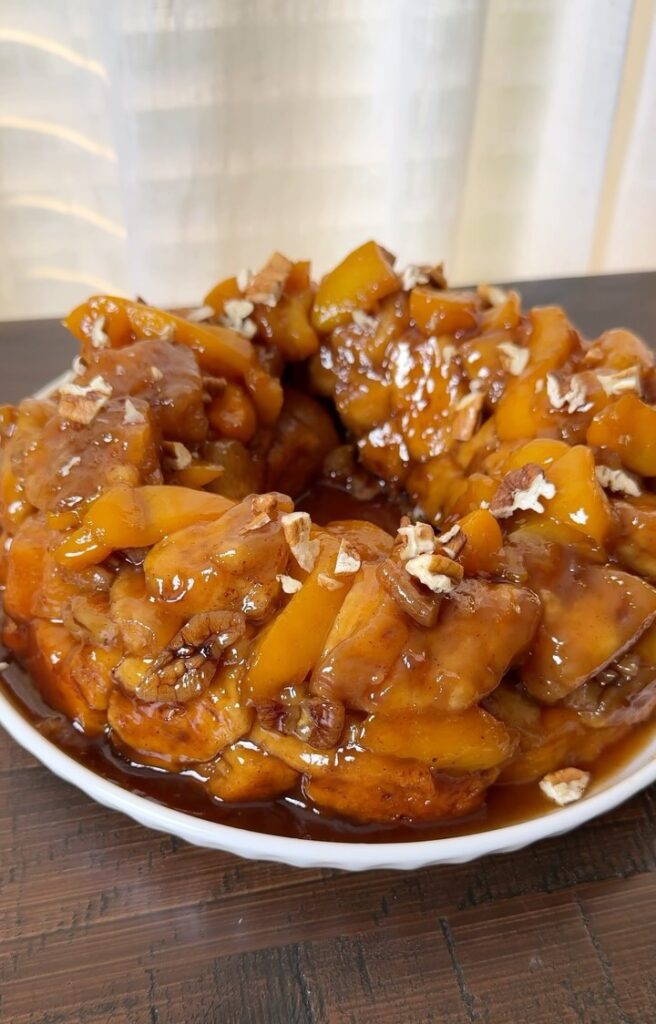 Peach Cobbler Monkey Bread